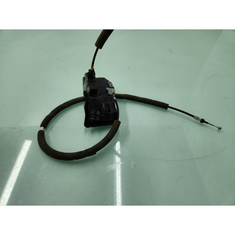 CERRADURA PUERTA DELANTERA DERECHA 
