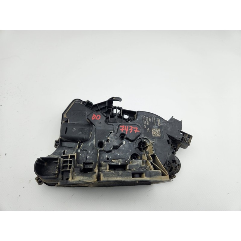 CERRADURA PUERTA DELANTERA DERECHA 3J1837016 