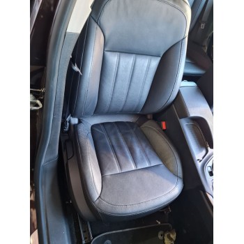 ASIENTO DELANTERO DERECHO 