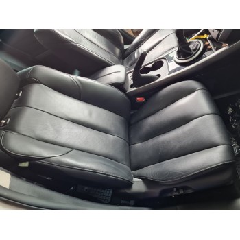ASIENTO DELANTERO DERECHO 