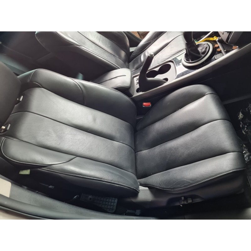 ASIENTO DELANTERO DERECHO 