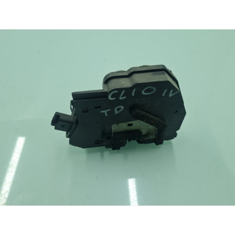 CERRADURA PUERTA TRASERA DERECHA 825000767R 