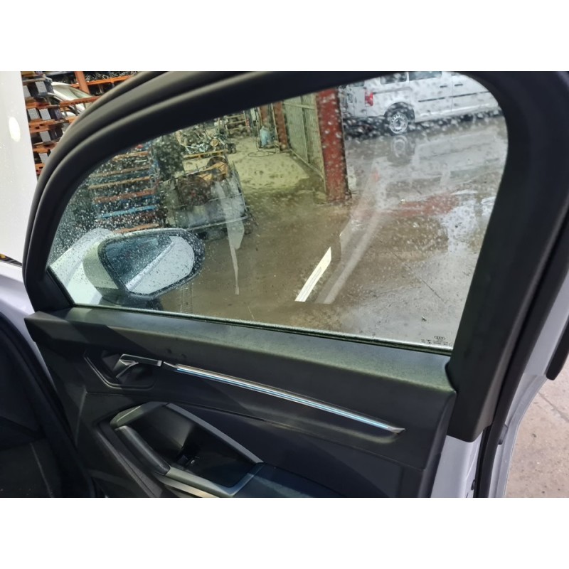 ELEVALUNAS DELANTERO DERECHO 