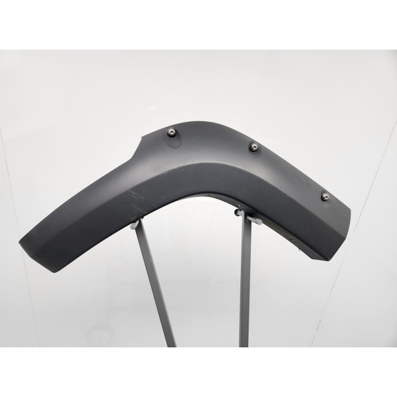 ALETIN TRASERO DERECHO 5JR70TRMAE 
