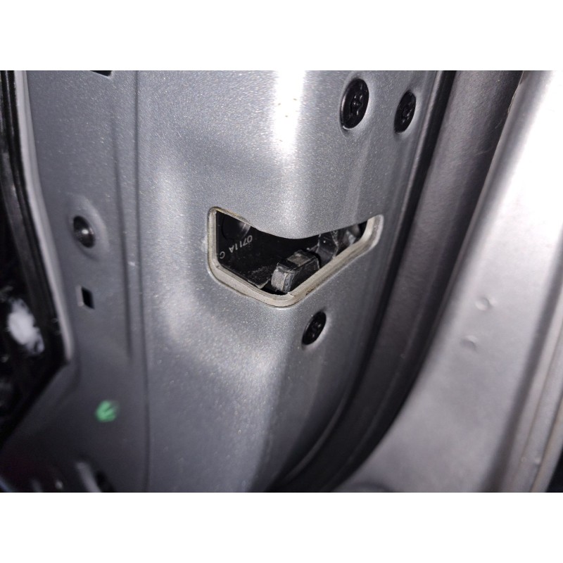 CERRADURA PUERTA DELANTERA DERECHA 
