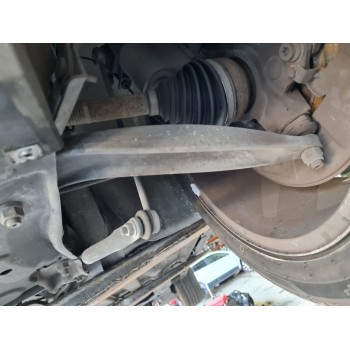 BRAZO SUSPENSION INFERIOR DELANTERO IZQUIERDO 