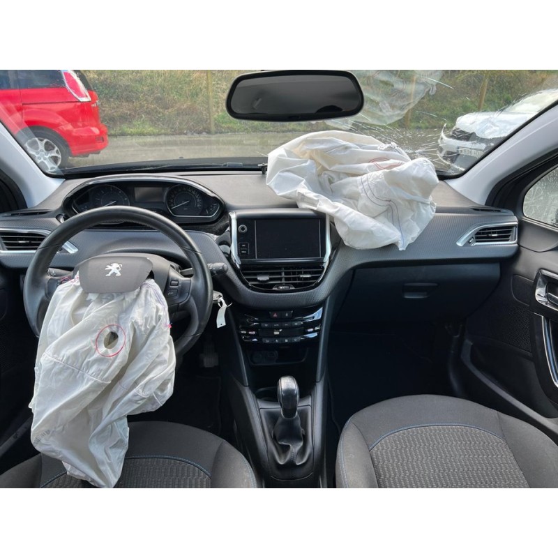 peugeot 208 del año 2019