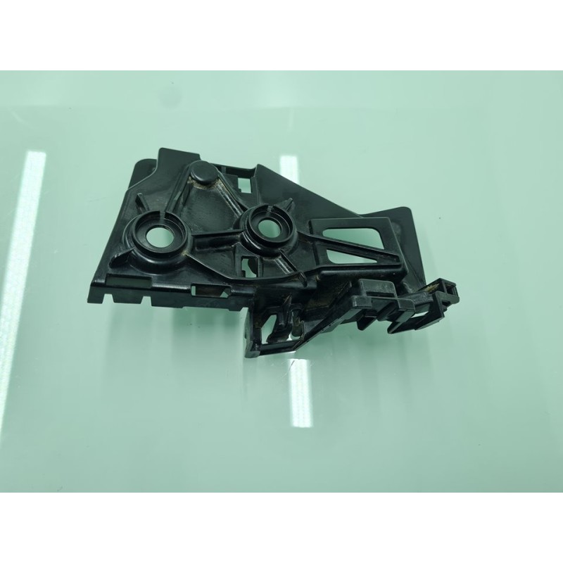 SOPORTE PARAGOLPES TRASERO 5NA807394A 