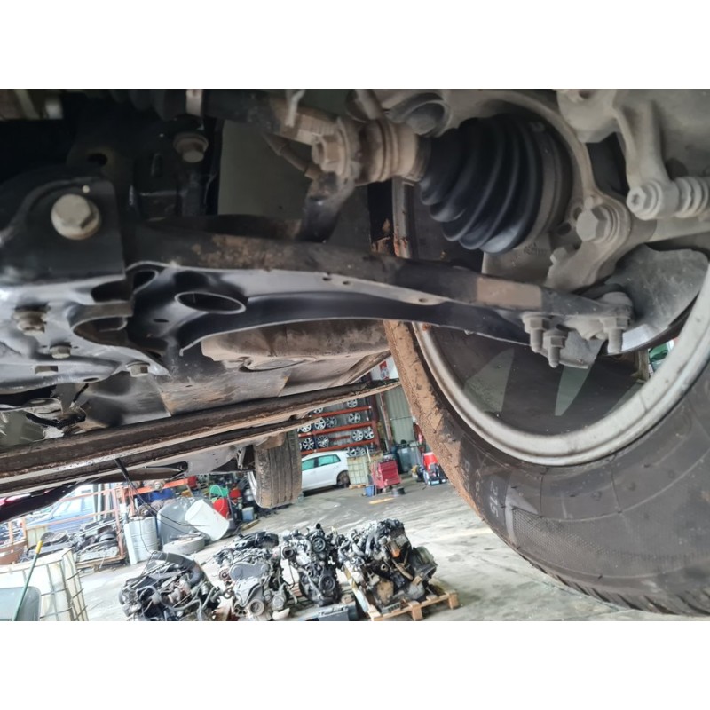 BRAZO SUSPENSION INFERIOR DELANTERO IZQUIERDO 