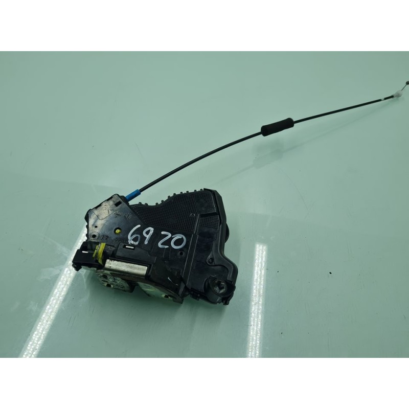 CERRADURA PUERTA DELANTERA IZQUIERDA 