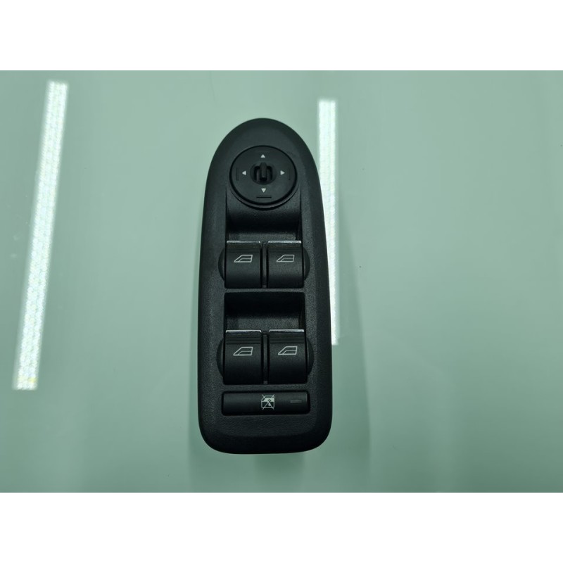 MANDO ELEVALUNAS DELANTERO IZQUIERDO 3S003188100 