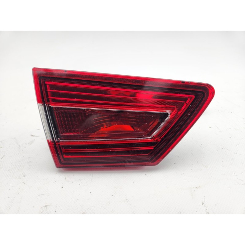 PILOTO TRASERO IZQUIERDO INTERIOR 265552424R 