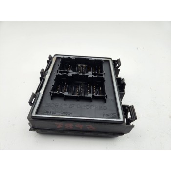 CAJA RELES / FUSIBLES JX6T14D068AE 