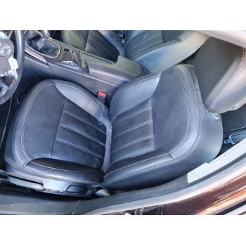 ASIENTO DELANTERO IZQUIERDO 