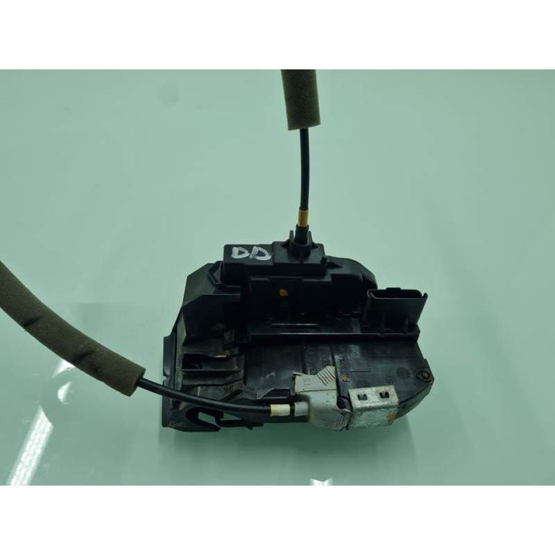 CERRADURA PUERTA DELANTERA DERECHA 