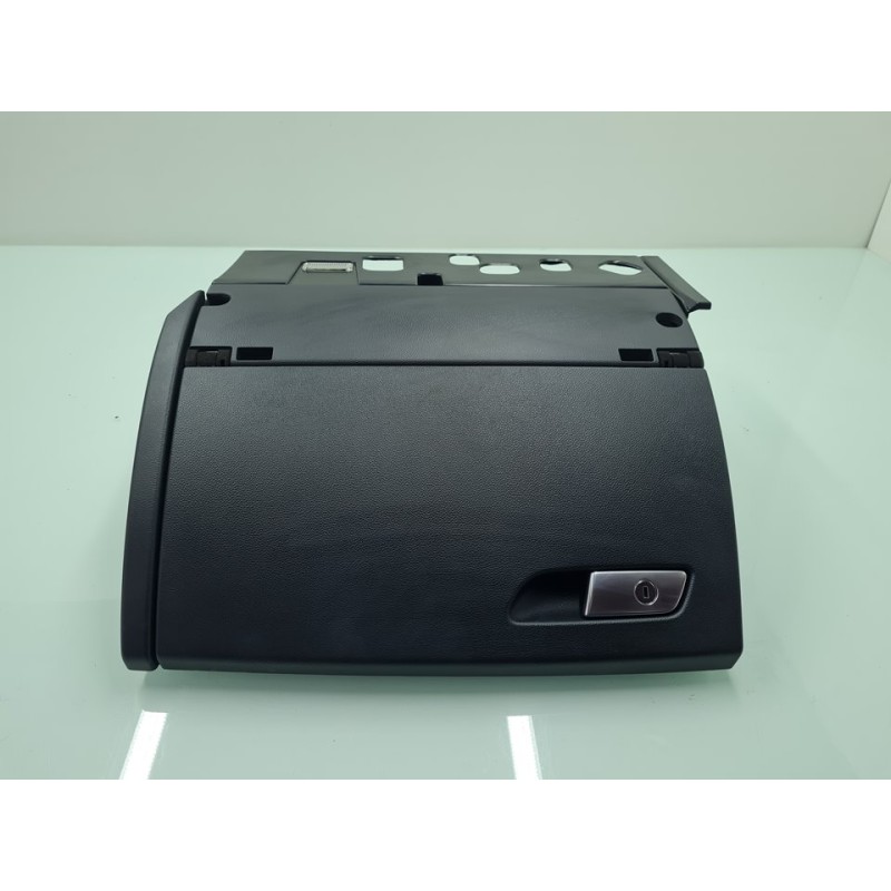 GUANTERA 4G1857035 