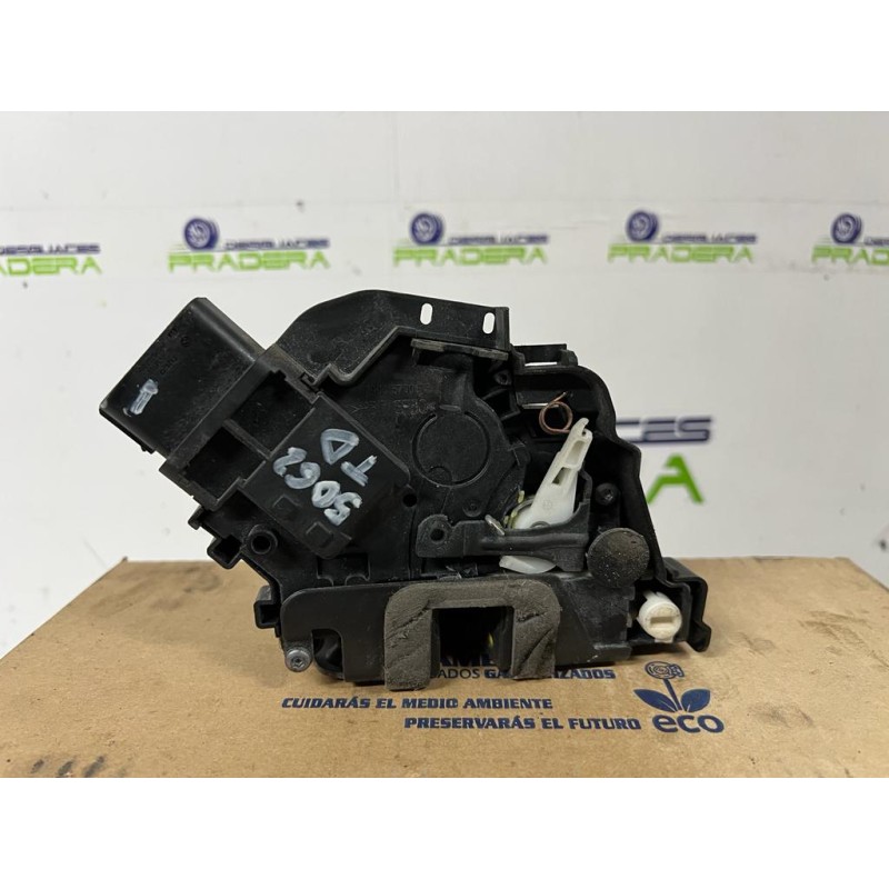 CERRADURA PUERTA TRASERA DERECHA GM2AR26412BB 