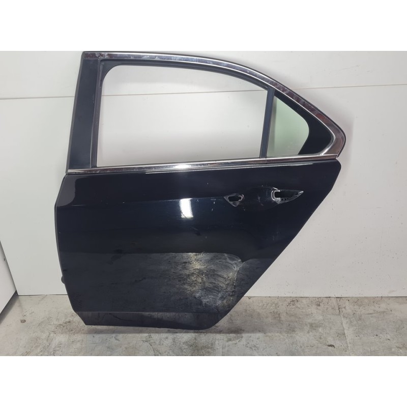 PUERTA TRASERA IZQUIERDA 