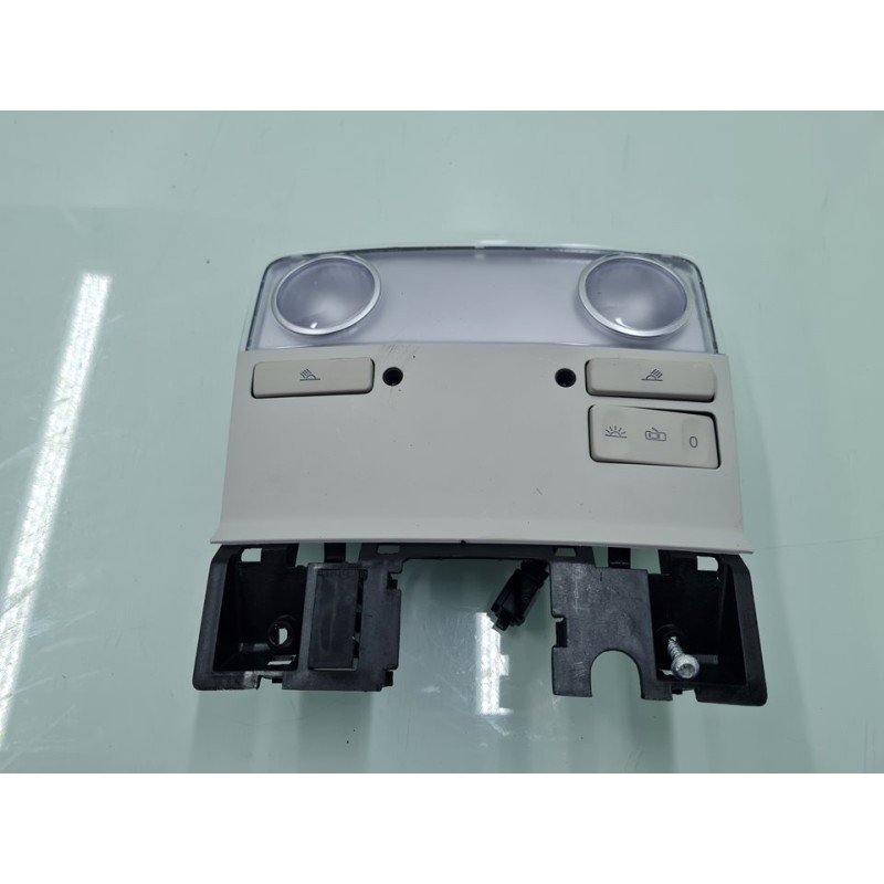 LUZ INTERIOR 575947105K 