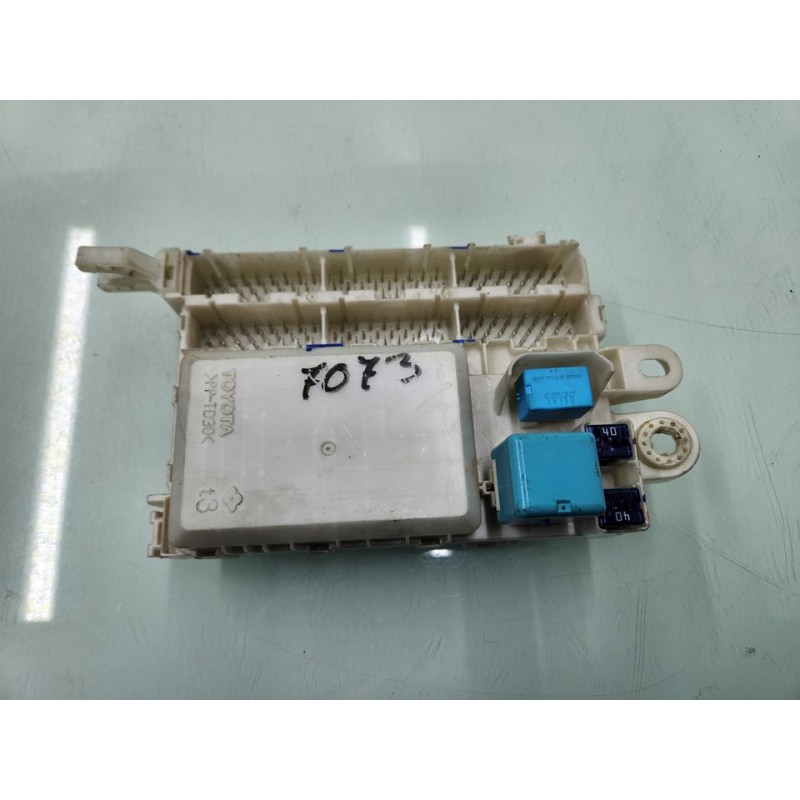 CAJA RELES / FUSIBLES 