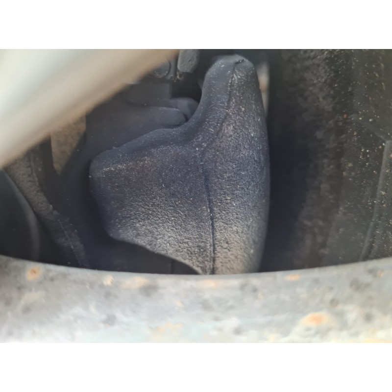 PINZA DE FRENO DELANTERA DERECHA 8V0615124D 