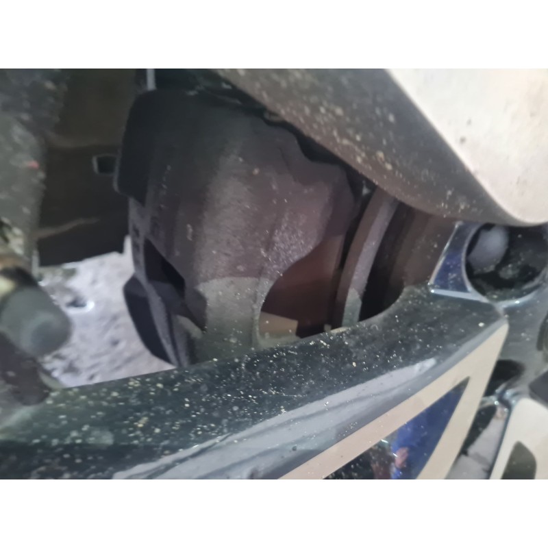 PINZA DE FRENO DELANTERA IZQUIERDA 