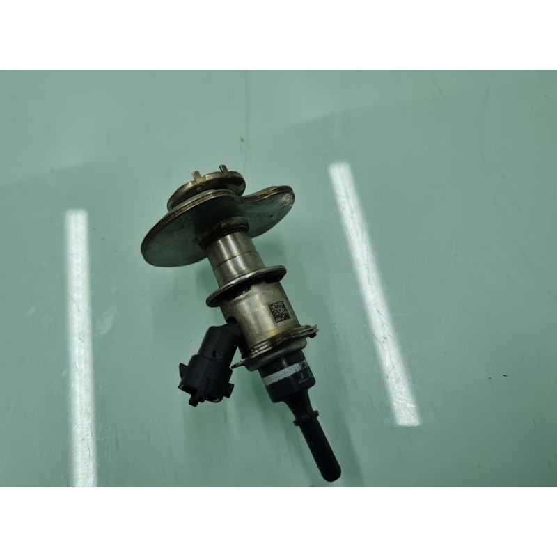 INYECTOR AD BLUE 7LA131113A 