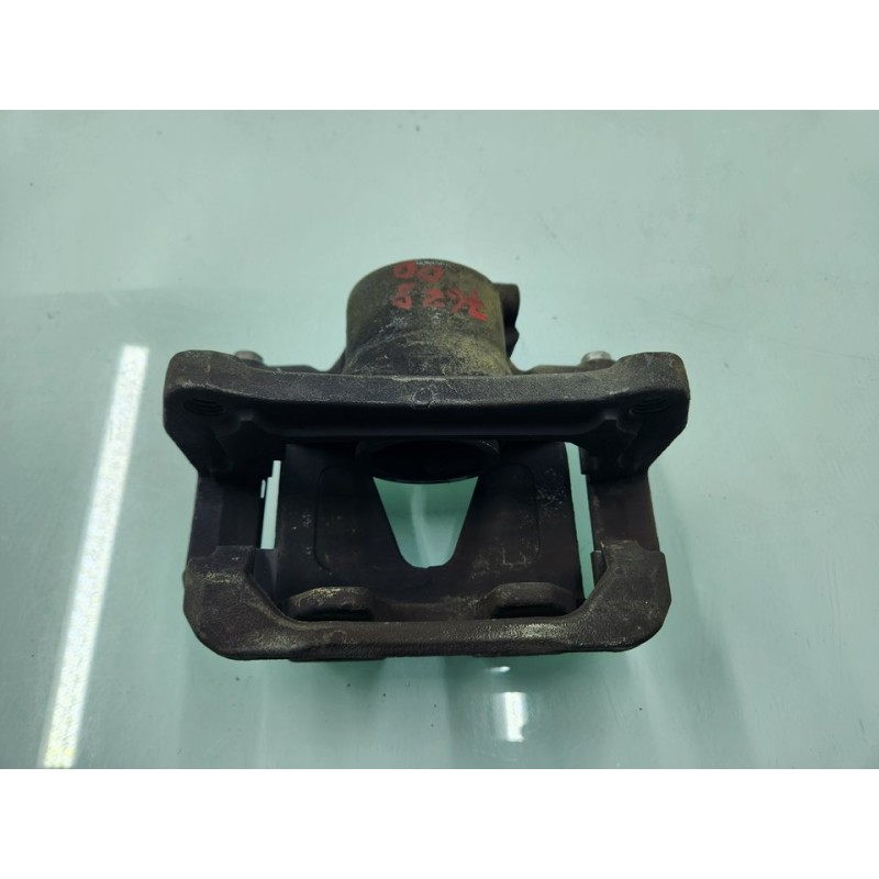 PINZA DE FRENO DELANTERA DERECHA 
