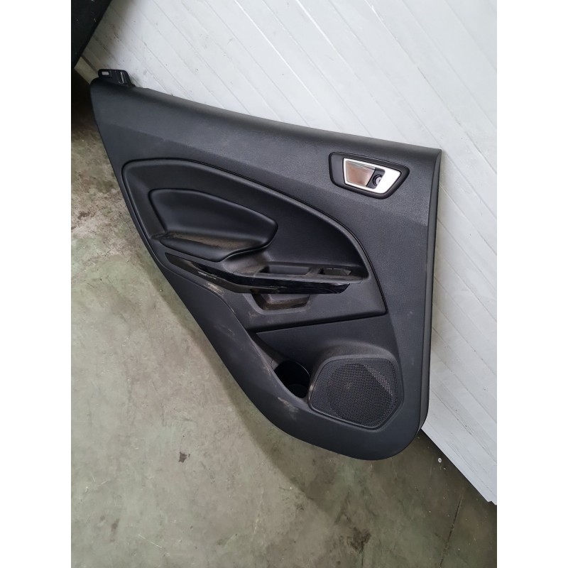 GUARNECIDO PUERTA TRASERA IZQUIERDA GN15A274735E31T3 