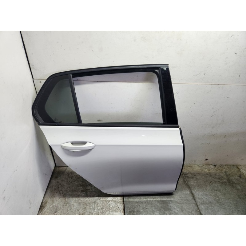 PUERTA TRASERA DERECHA 5H4833056L 