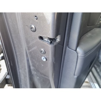 CERRADURA PUERTA DELANTERA IZQUIERDA 
