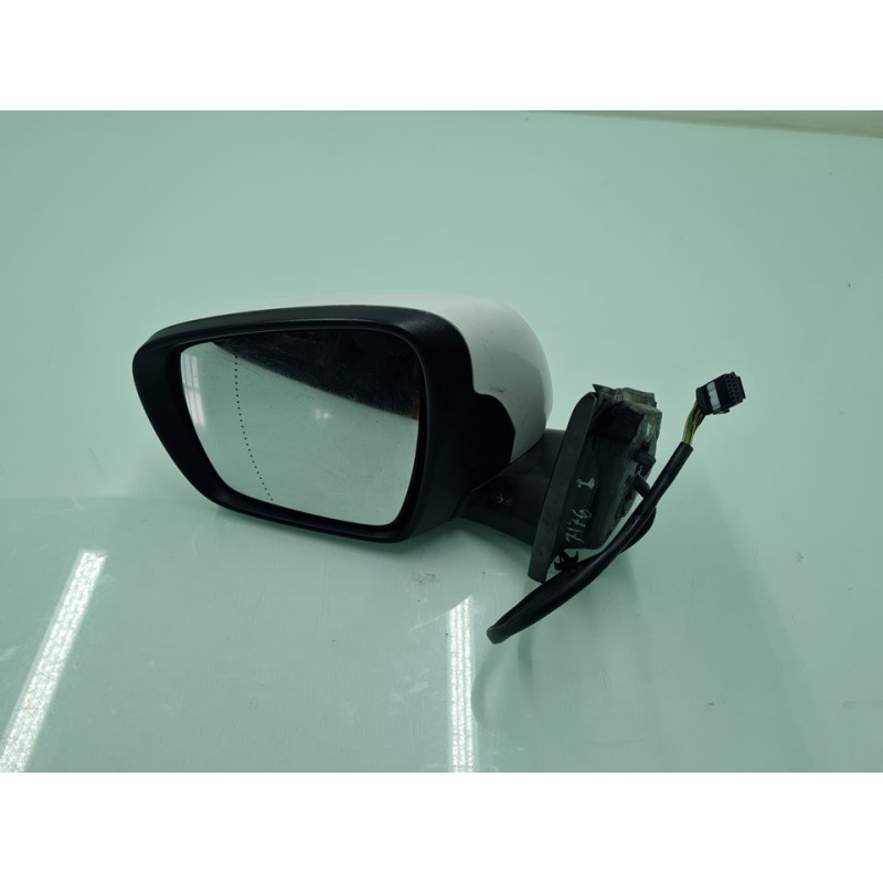 RETROVISOR IZQUIERDO 