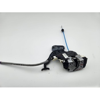 CERRADURA PUERTA DELANTERA DERECHA A1667200435 