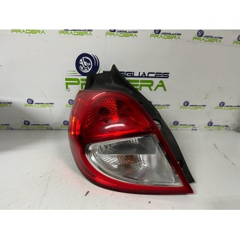 PILOTO TRASERO IZQUIERDO 26110102 