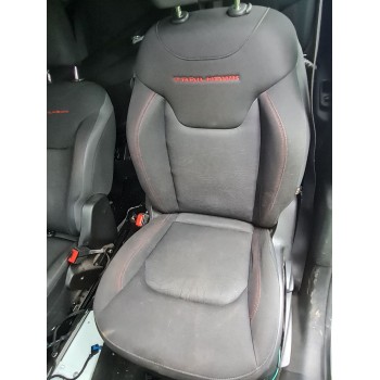 ASIENTO DELANTERO IZQUIERDO 