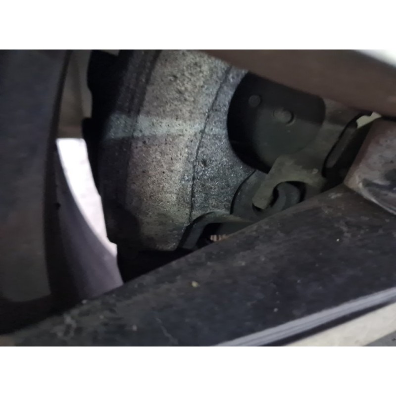 PINZA DE FRENO DELANTERA IZQUIERDA 