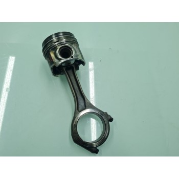 PISTON 83L82 