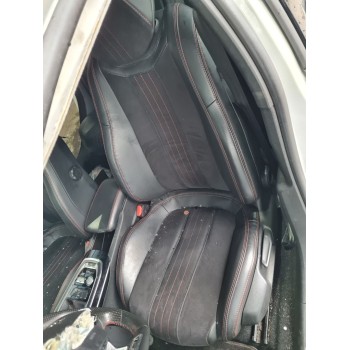 ASIENTO DELANTERO IZQUIERDO 