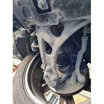 BRAZO SUSPENSION INFERIOR DELANTERO DERECHO 