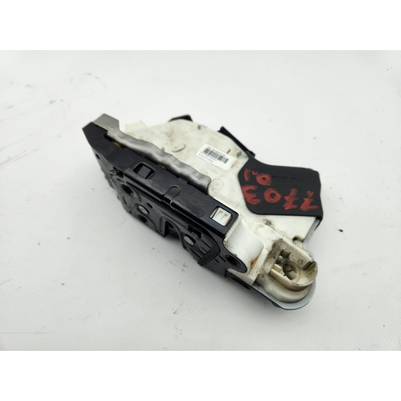 CERRADURA PUERTA DELANTERA IZQUIERDA 5K1837015D 