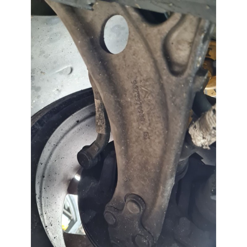 BRAZO SUSPENSION INFERIOR DELANTERO IZQUIERDO 9675970980 