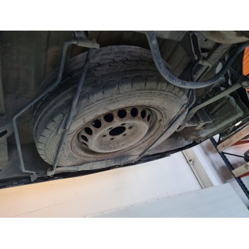 SOPORTE RUEDA REPUESTO A9064000141 