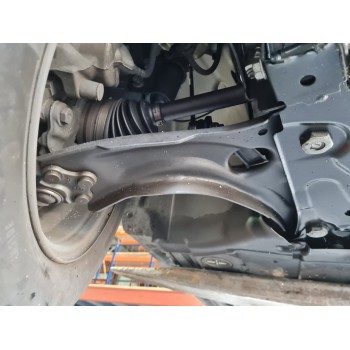 BRAZO SUSPENSION INFERIOR DELANTERO DERECHO 