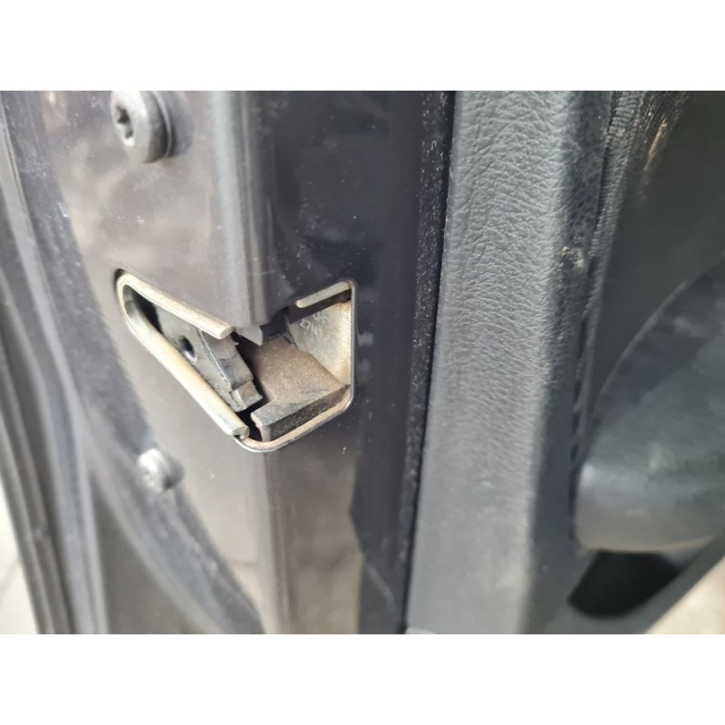 CERRADURA PUERTA DELANTERA IZQUIERDA 