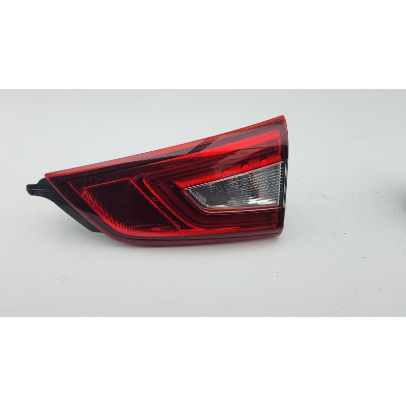 PILOTO TRASERO DERECHO INTERIOR 265504EA5D 