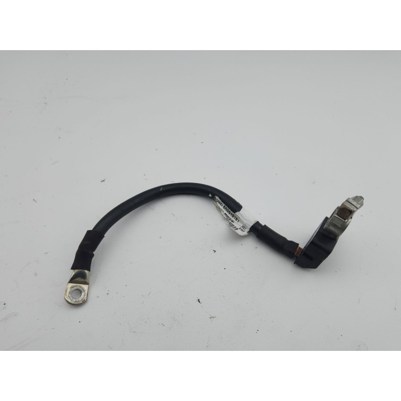 BORNE BATERIA 8R0915181 