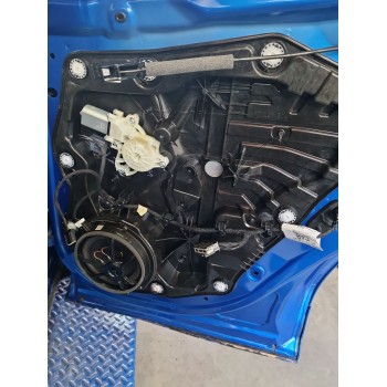 ELEVALUNAS TRASERO DERECHO L1TBS27000CG 