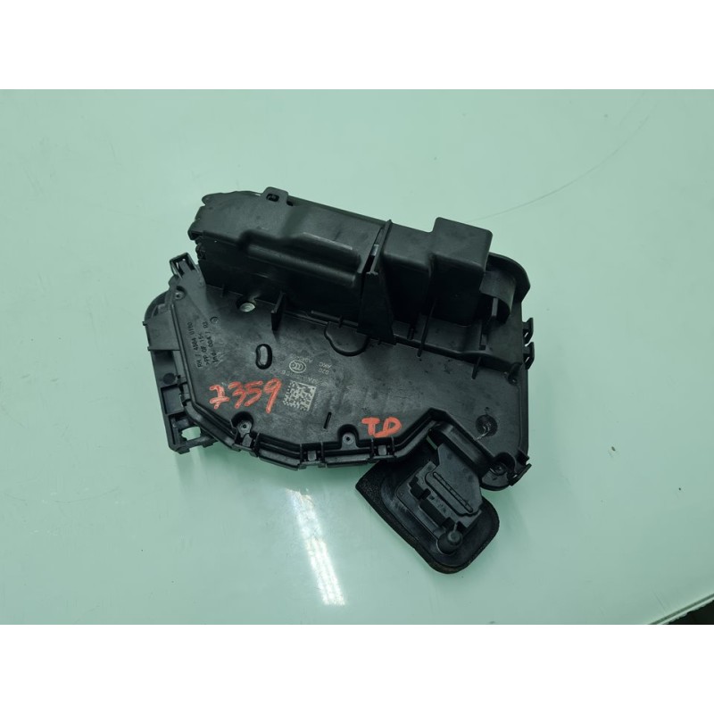 CERRADURA PUERTA TRASERA DERECHA 5TA839016E 