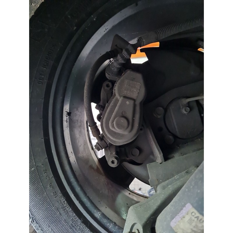 PINZA DE FRENO TRASERA IZQUIERDA 440114EA0A 