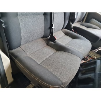 ASIENTO DELANTERO DERECHO 